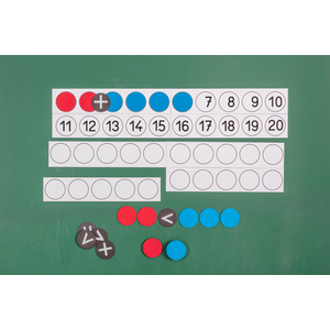 TABLEAU MAGNETIQUE DE CALCUL POUR LE PROFESSEUR + 22 JETONS ROUGE/BLE